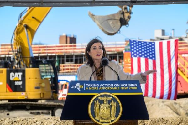 February 9, 2024 Brooklyn, NY Governor Kathy Hochul announces that 18 new housing developments will move forward under the Gowanus Neighborhood Mixed Income Housing Development Program, unlocking more than 5,300 units of housing, including more than 1,400 affordable units in the Gowanus section of Brooklyn. (Susan Watts/Office of Governor Kathy Hochul)